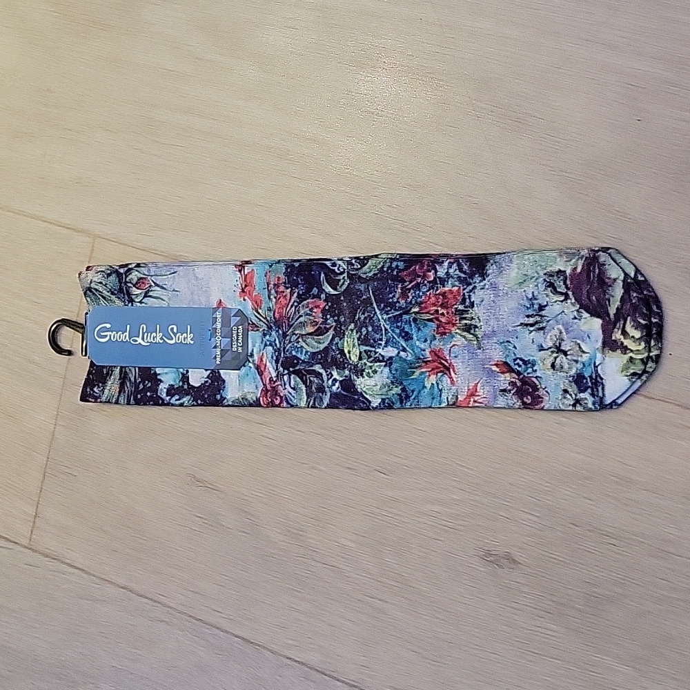 2/$15 Floral Crew Socks